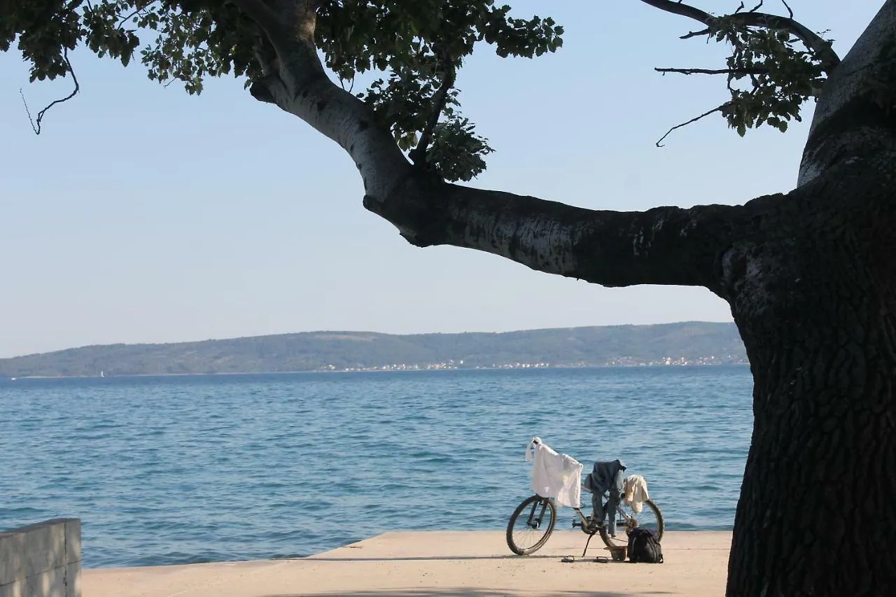 Seaview Apartment Kastela Croatia