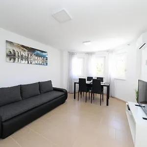 Jelena Apartment